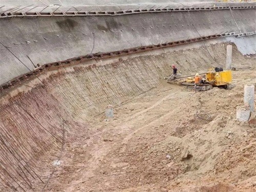 乌兰浩特基坑边坡加固